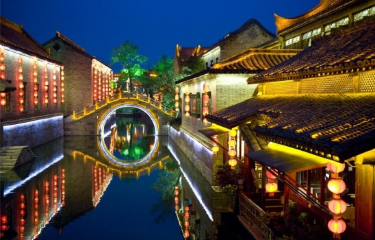 湖北長沙商業(yè)景觀照明設計?-湖南燈光工程公司